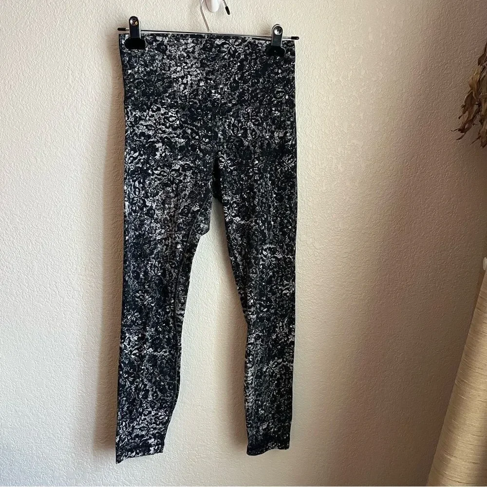Lululemon Align Pant 25” Black Lace Print